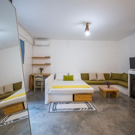 Γκαρσονιέρα #1 Apartment Heraklion  Exterior photo